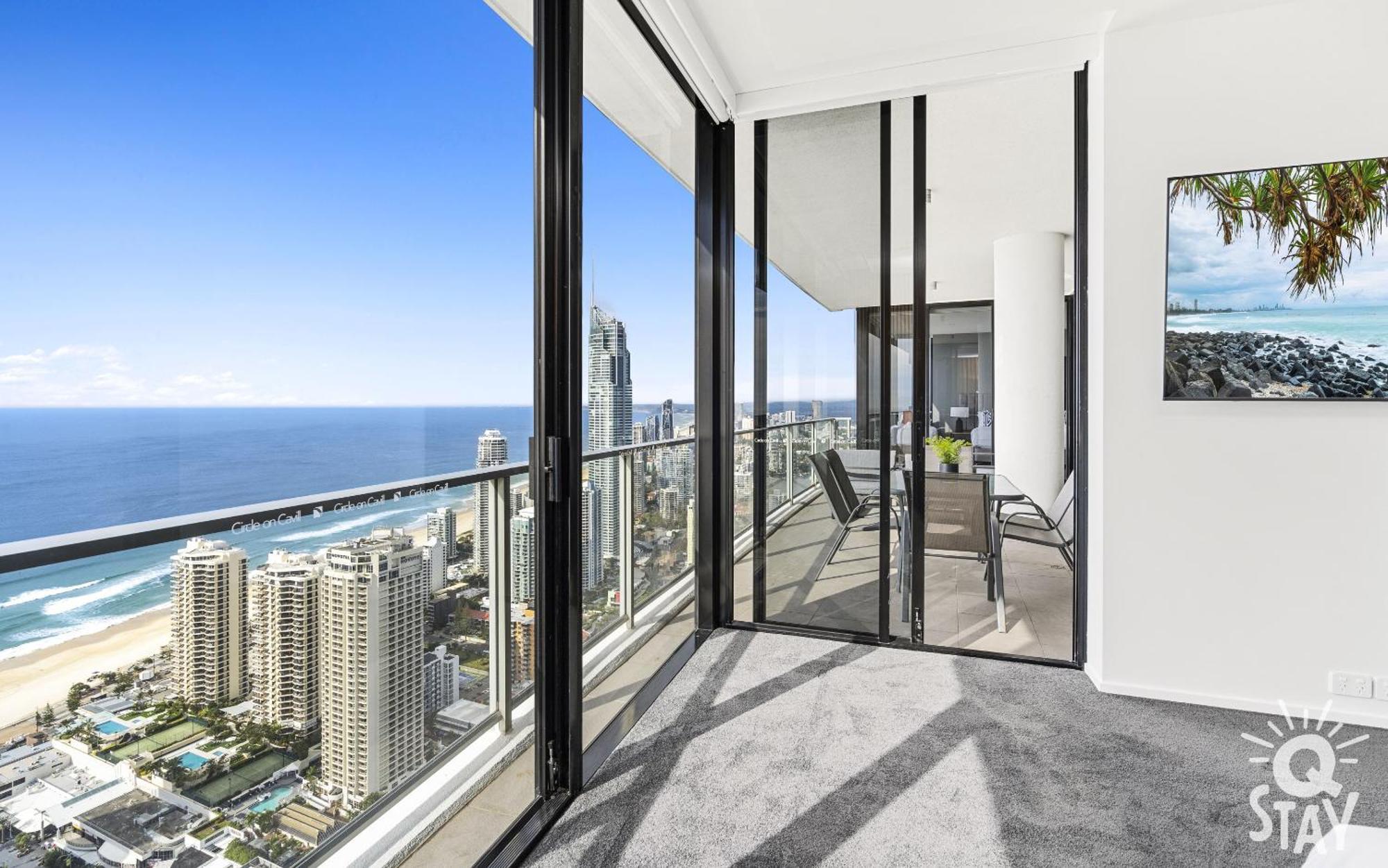 Circle On Cavill Coastal Luxe By Q