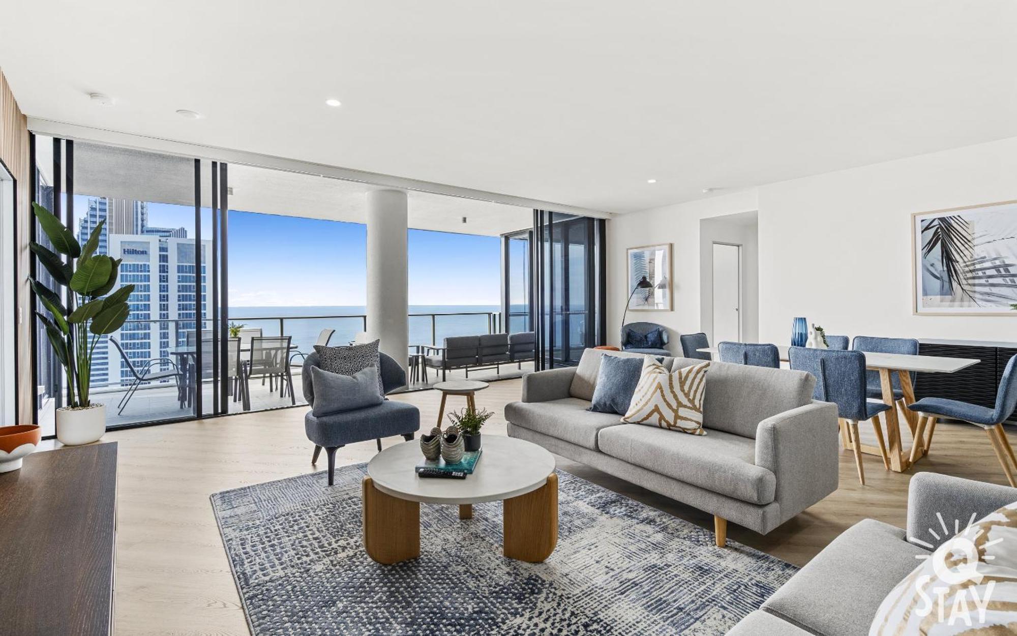 Circle On Cavill Coastal Luxe By Q Hotel 5*